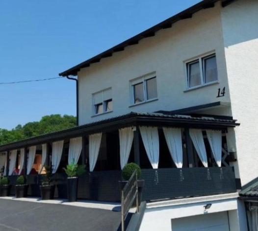 Apartments Krapinske Toplice Krtak Biba מראה חיצוני תמונה