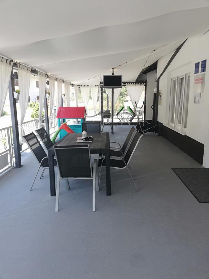 Apartments Krapinske Toplice Krtak Biba מראה חיצוני תמונה